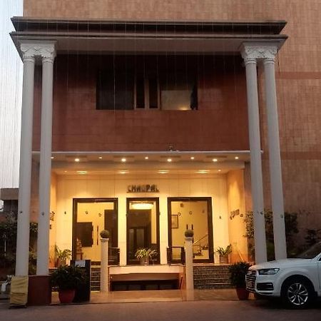 Hotel Chaupal By Casa Bella Гургаон Экстерьер фото