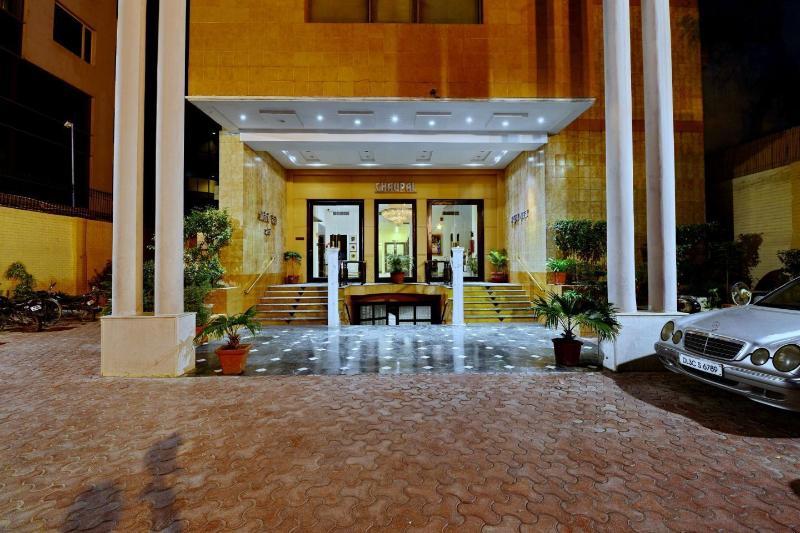 Hotel Chaupal By Casa Bella Гургаон Экстерьер фото